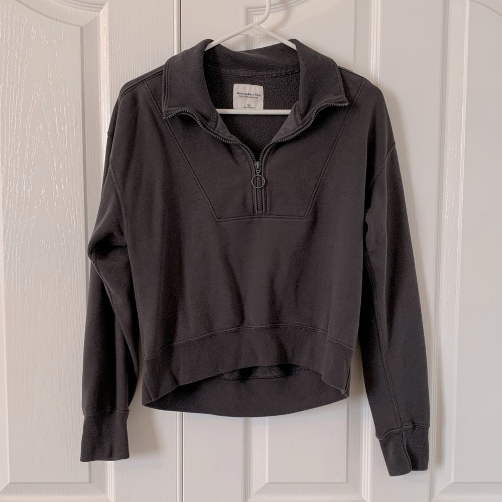 Abercrombie & Fitch 1/4 zip sweatshirt